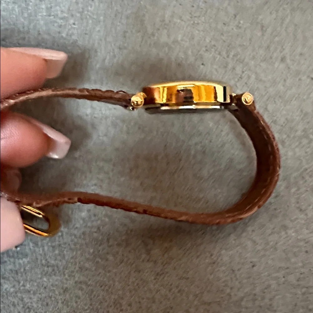 Gucci Paolo Gucci Genuine Diamond and Leather Watch - Picture 16 of 16